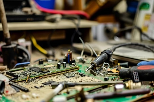 בעיות נפוצות בלוח האם של מחשבים ניידים